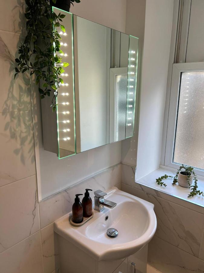 Peaceful & Stylish Brighton Studio Apartment Eksteriør billede
